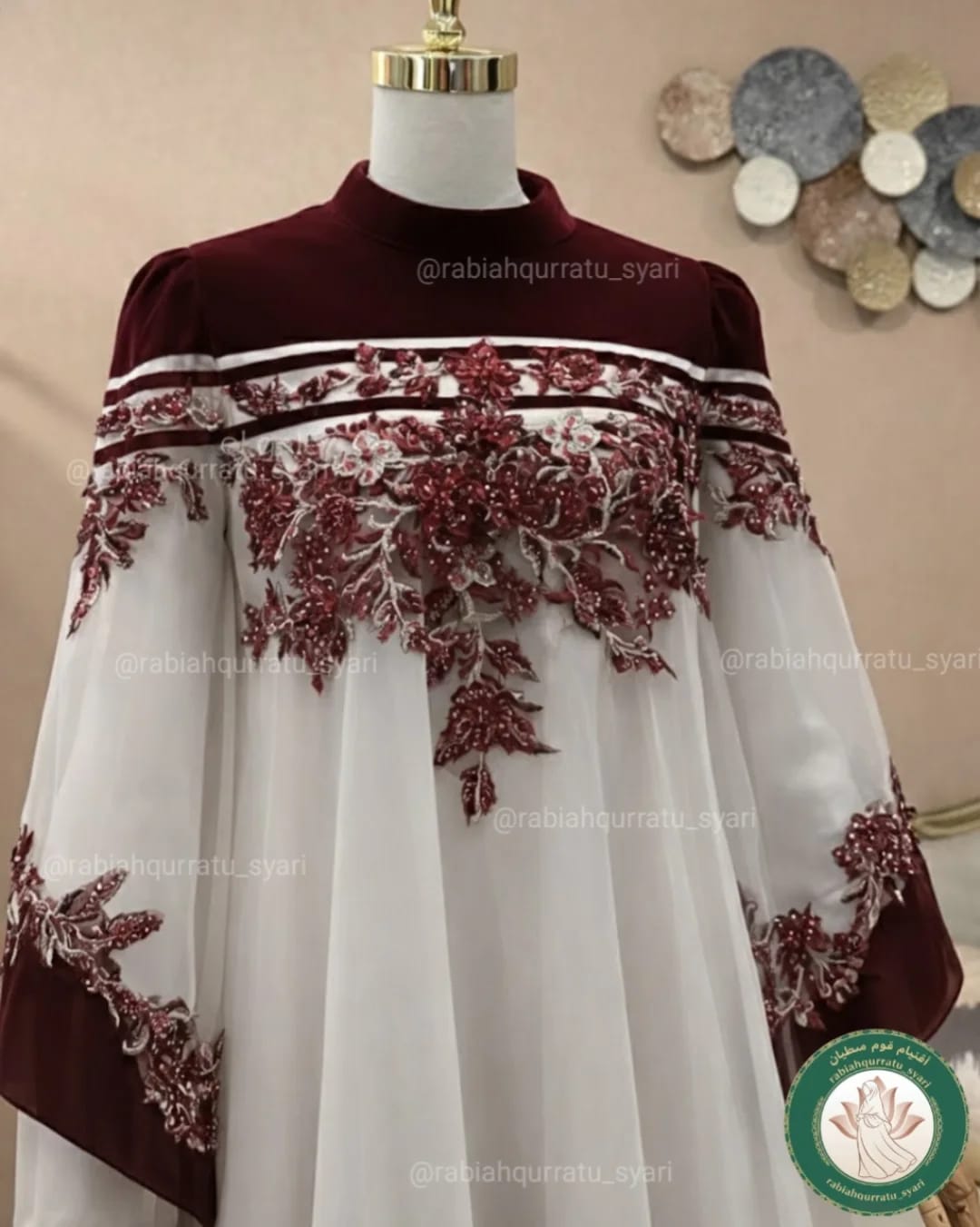 Koko & Dress Merah