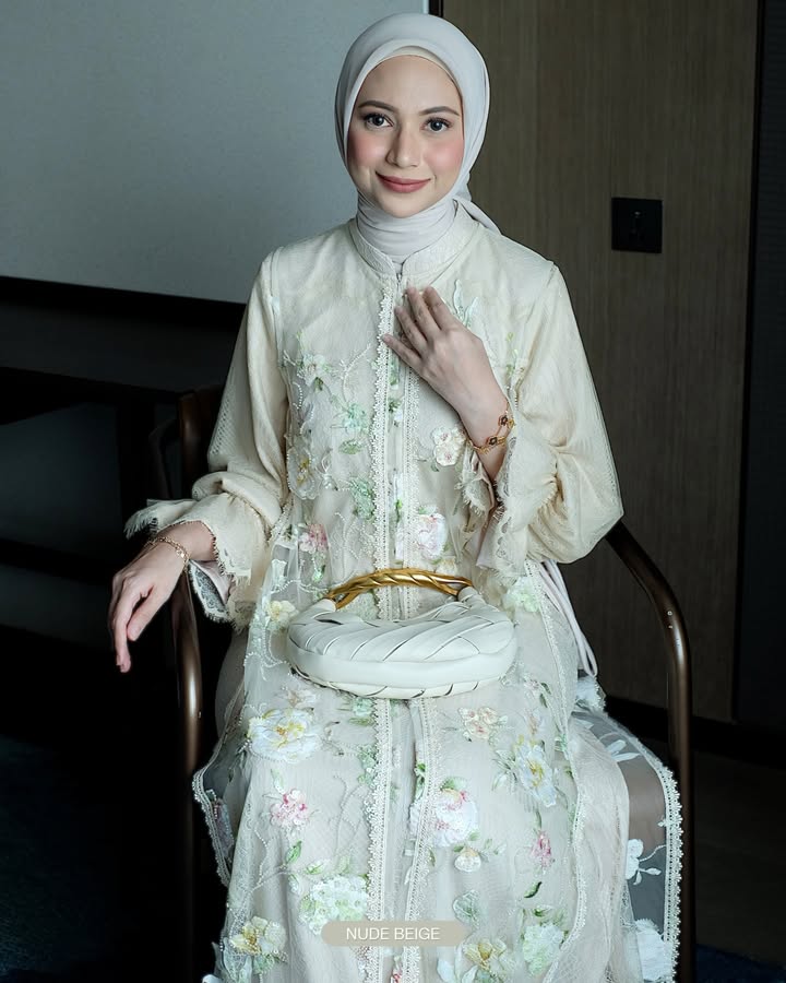 Naura Dress alt