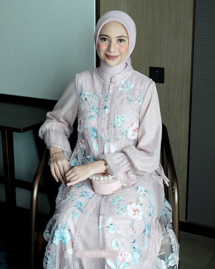 Naura Dress